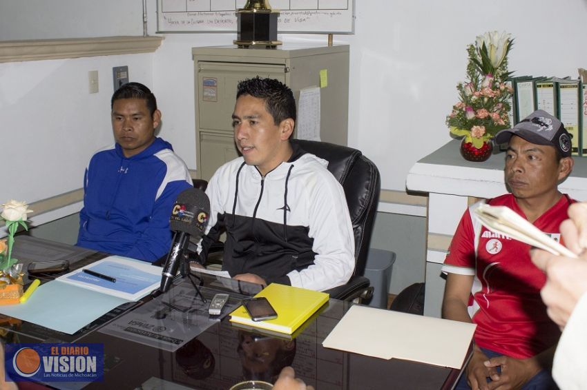 Restitutye Ayuntamiento de Pátzcuaro relación con los canoístas de Urandén