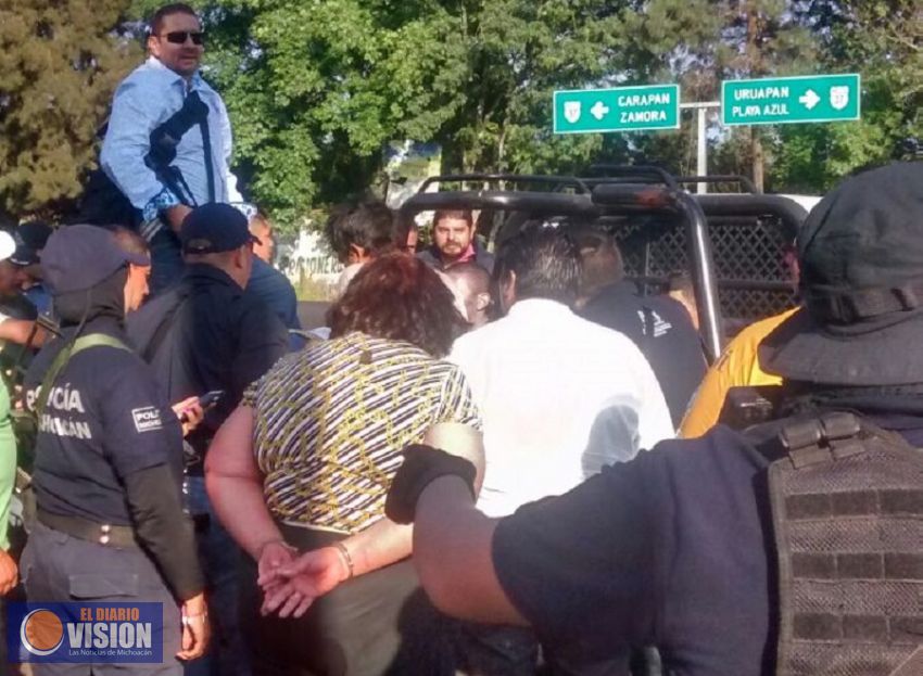 Serían 12 falsos autodefensas detenidos en Los Reyes