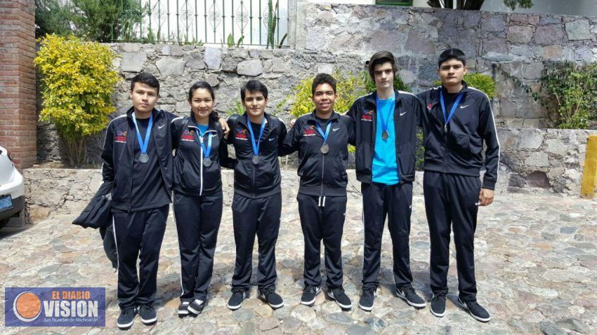 Seis medallas de oro y plata para michoacanos en Olimpiada de Química