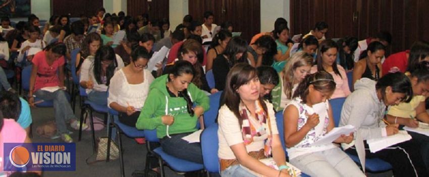 Ayuntamiento de Pátzcuaro e IMCED anuncian apertura de licenciaturas y maestría 