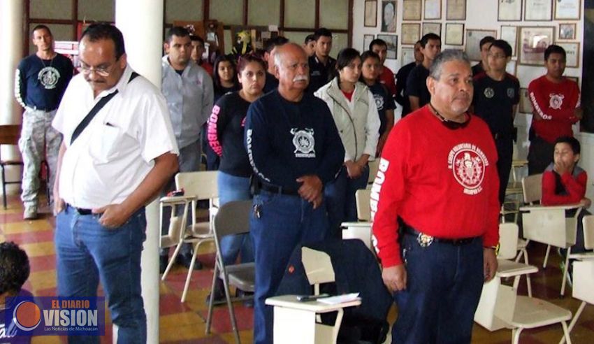Reestructuran el Cuerpo de Bomberos de Uruapan