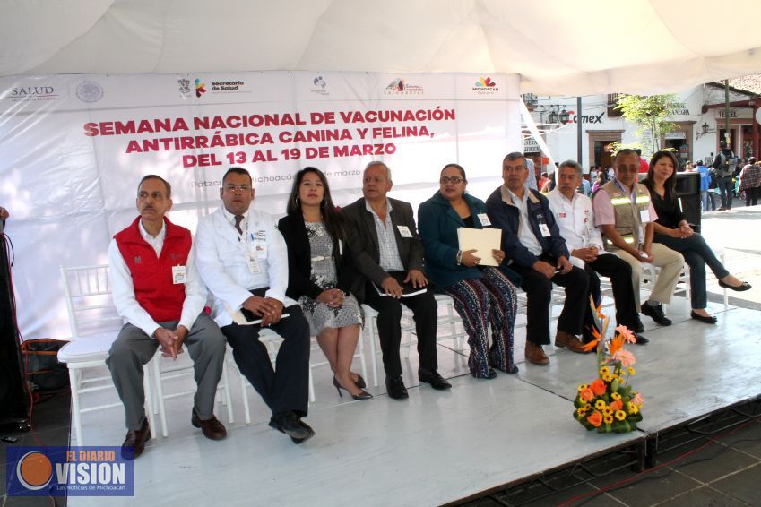 Inicia campaña de vacunación antirrábica en Pátzcuaro