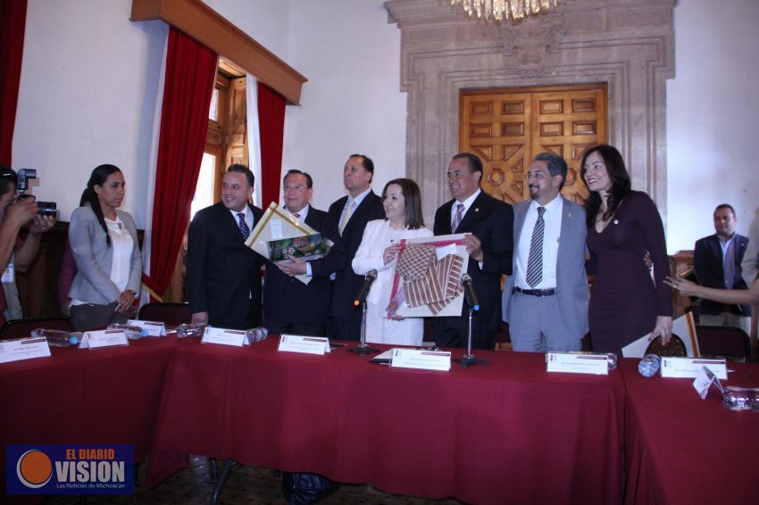Diputados destacan herencia humanista de Don Vasco de Quiroga