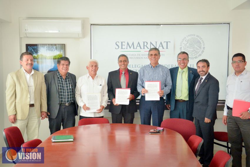 Alumnos y docentes del COBAEM reforestarán Michoacán 
