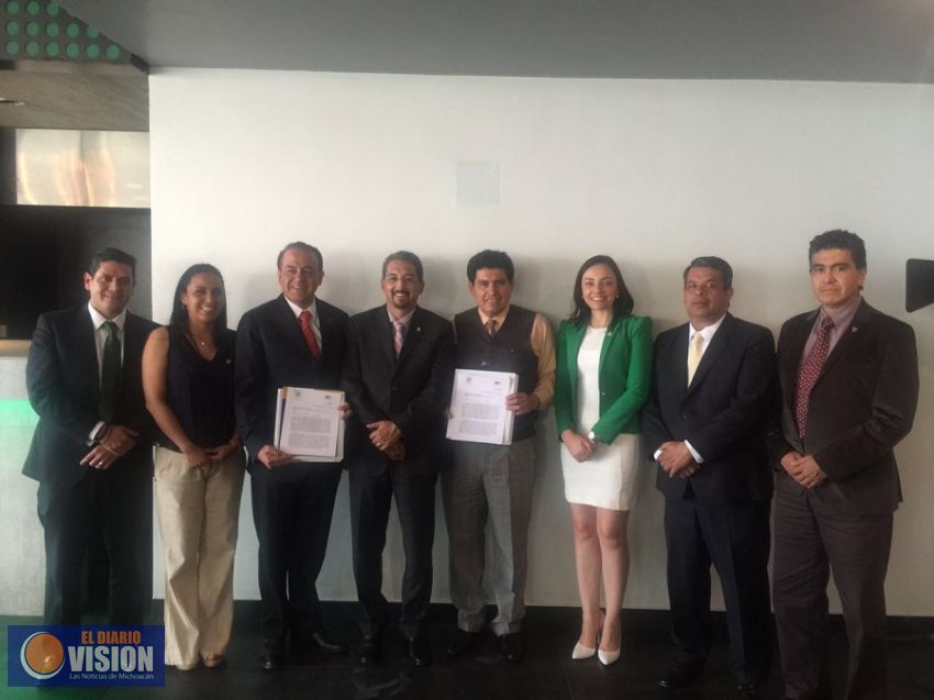Comparte rector con Congreso información sobre trabajo a realizar con sindicatos y nicolaitas