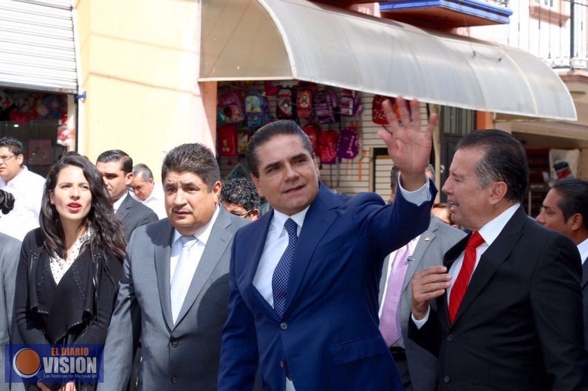 Realizan desfile por el 78 aniversario de la Expropiación Petrolera