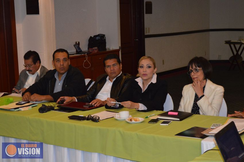 Revisan avances del plan de trabajo anual del Conalep Michoacán 