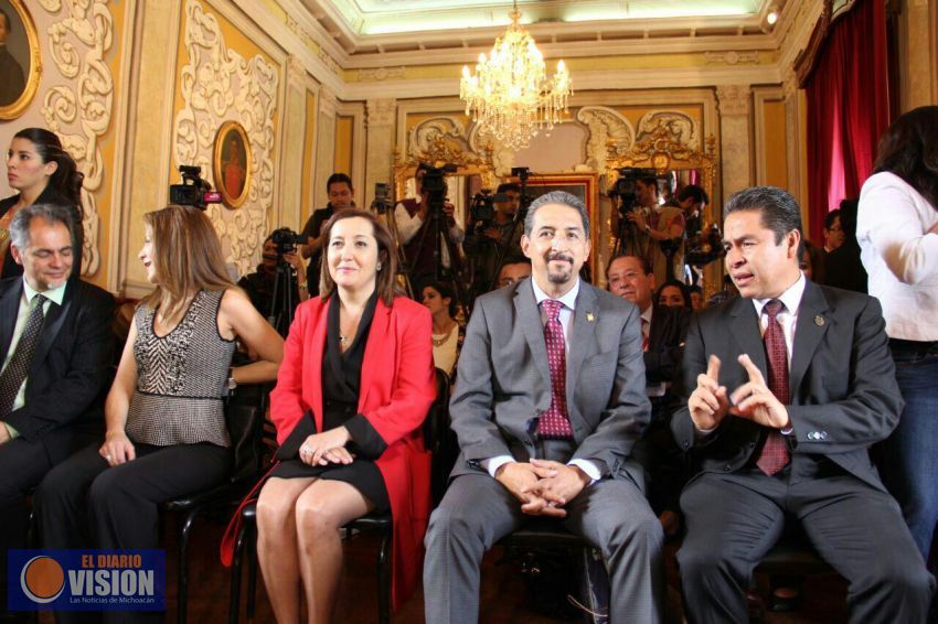 Atestigua rector de UMSNH hermanamiento de Morelia con Madrigal de las Altas Torres