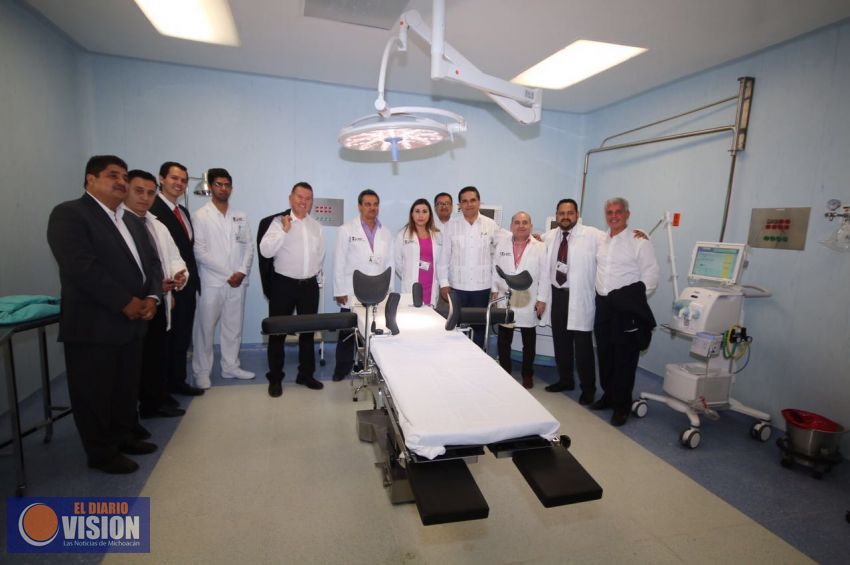 Entrega Silvano Aureoles Hospital Integral para mujeres de la Ciénega de Chapala 