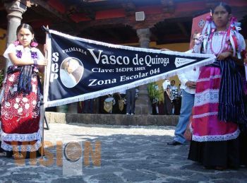 Siguen vigentes los oficios de Tata Vasco, en Meseta
