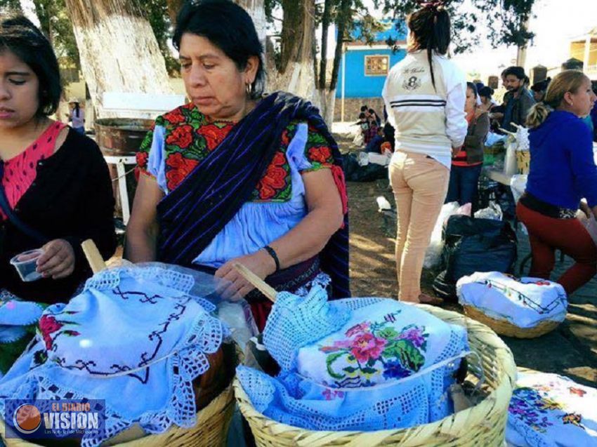 Terecuato los espera con 100 sabores de atole en su feria 