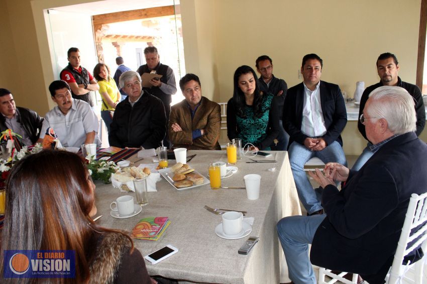 Presidentes municipales avalan reactivar 