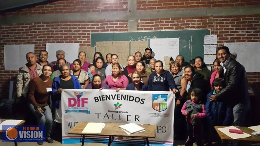 Mesa de Cázarez, municipio de Taretan, participa en taller comunitario: Ma. Elena Dimas