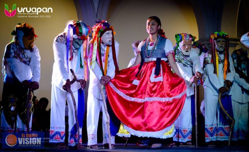 Espectacular Presentación del Grupo 