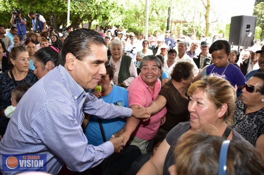 Beneficia Gobierno del estado a 19 instancias municipales con perspectiva de género 
