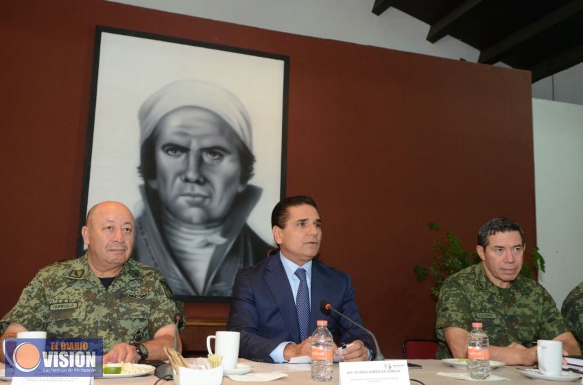 Revisan acciones en materia de seguridad en Michoacán 