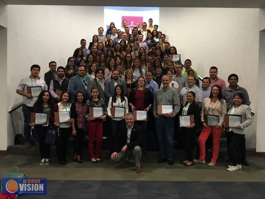 Personal del Centro de Convenciones de Morelia obtiene certificación internacional