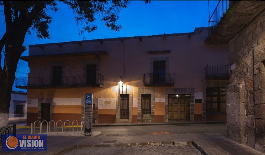 Taller de empuntado de rebozo en el Museo del Estado