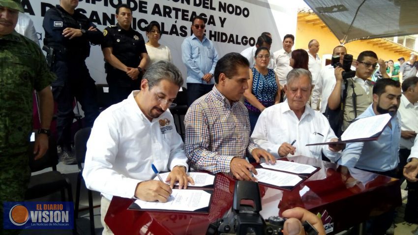 Universidad Michoacana, ofrece mayores oportunidades a los jóvenes: Medardo Serna