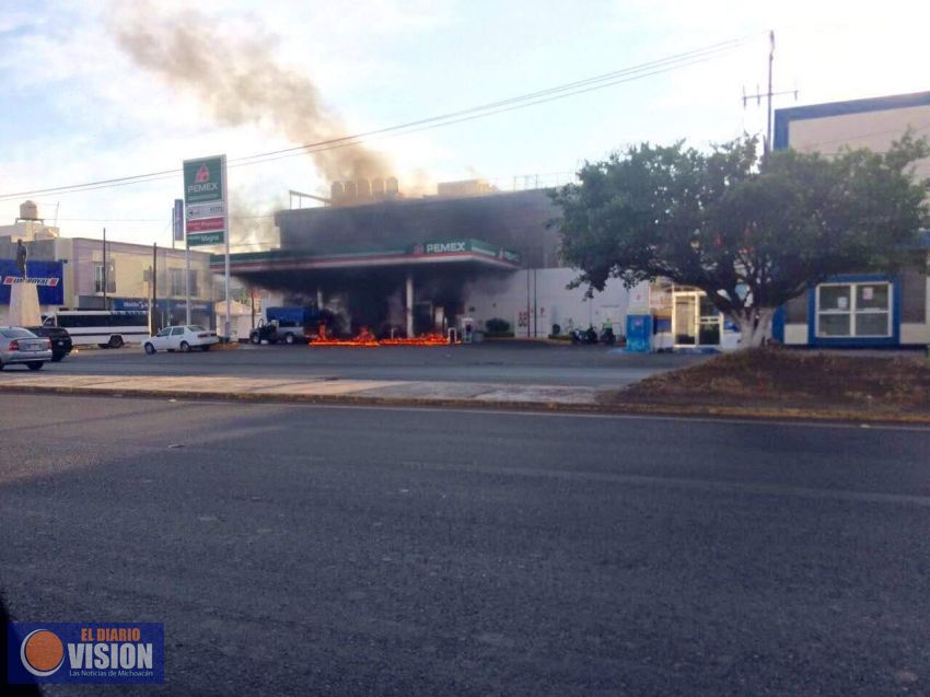 Incendian gasolineras en Sahuayo y Jiquilpan