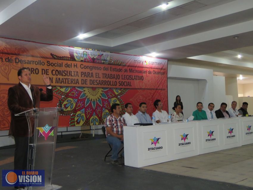 Voz popular se verá reflejada en ley de desarrollo social: Raúl Prieto