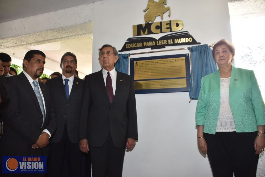  En su 30 aniversario, el IMCED reconoce a su fundador, Cuauhtémoc Cárdenas Solórzano
