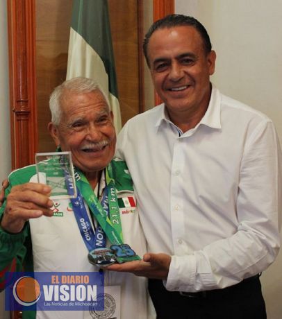 Refrenda Sigala compromiso con el deporte