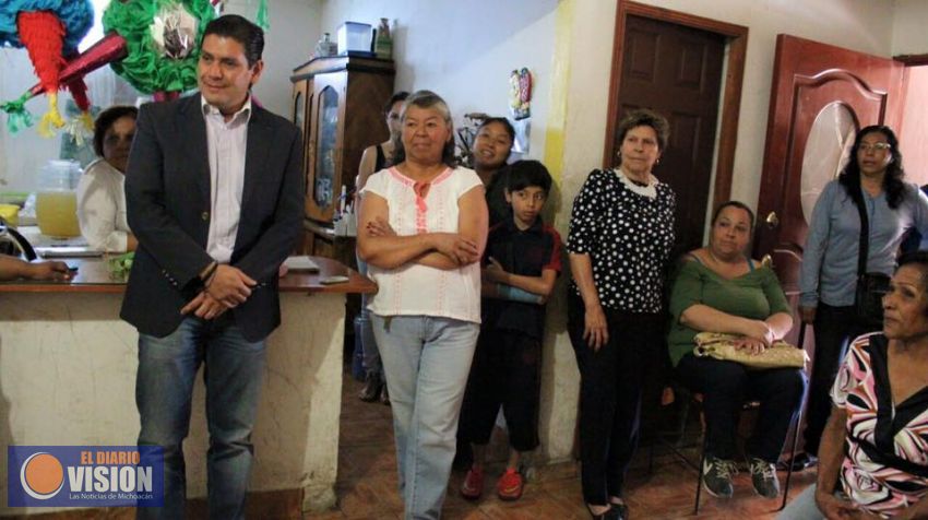 Ernesto Núñez gestiona beneficios para Lomas de Santiaguito