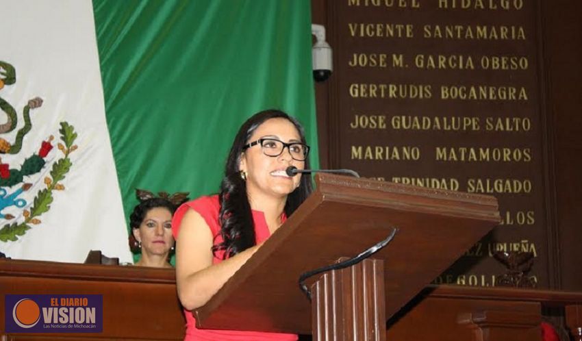 Funcionarios públicos ya no podrán acomodar a sus familiares