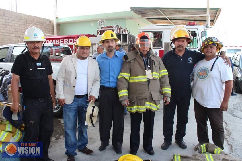 Bomberos de Tarímbaro fueron beneficiados con equipo de Estados Unidos 