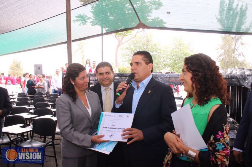 Romper inercia de baja cobertura educativa del nivel superior: Gobernador