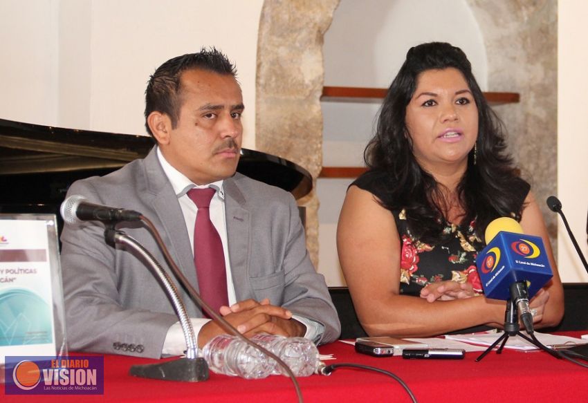 En puerta Foro de Legislación y Políticas Culturales