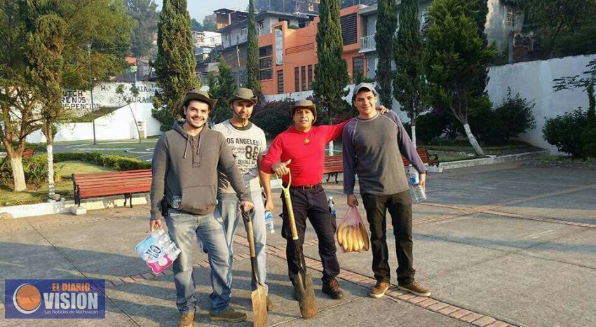 Brigadas comunitarias apoyan combate a incendio