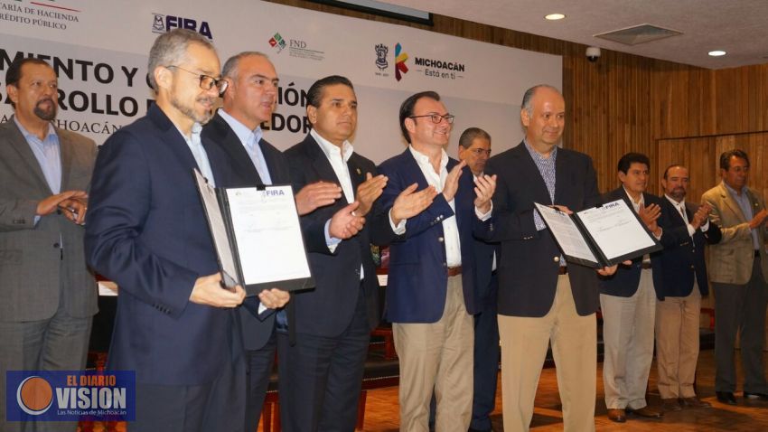 Signan convenio por el campo, incrementarán los créditos en Michoacán