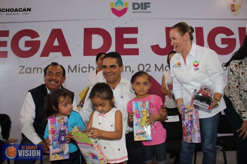 Defendemos los derechos de las niñas y los niños: Silvano Aureoles 