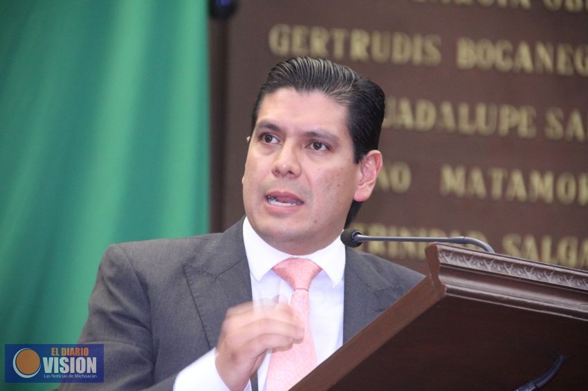 Aprueban diputados reforma al Reglamento del Parlamento Juvenil
