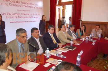 Sociedad Civil a favor de Consejo Económico y Social