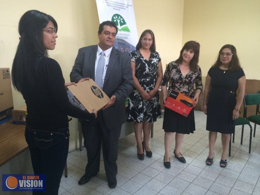 La SEE Entrega Equipos Básicos a Telebachilleratos Comunitarios