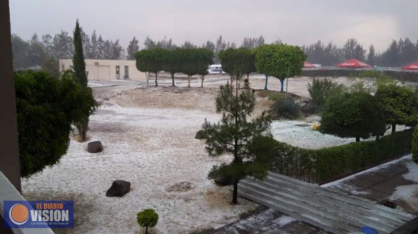 Se registran fuertes lluvias en capital michoacana 