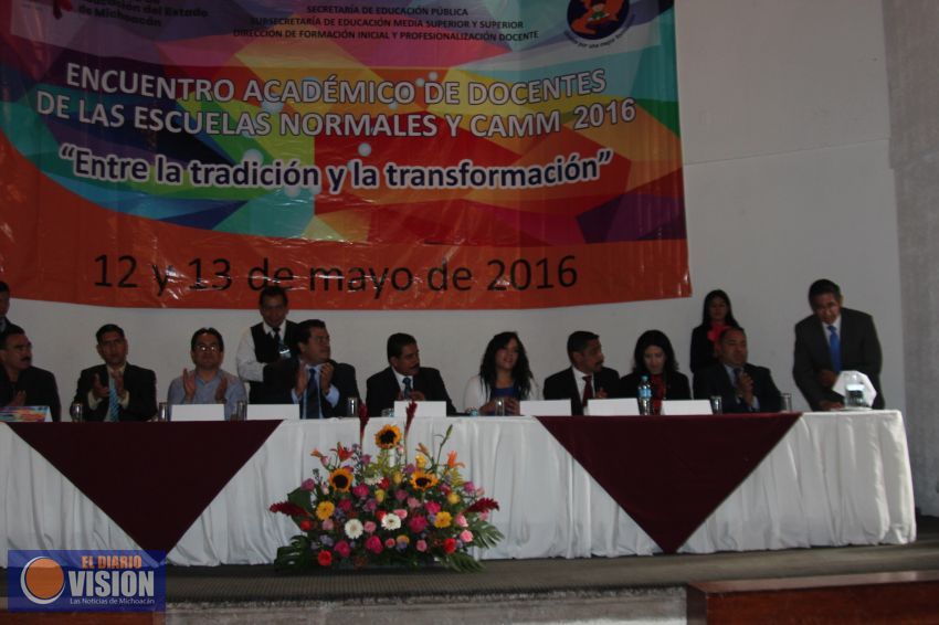 Inicia Encuentro Académico de Docentes de Escuelas Normales y CAMM