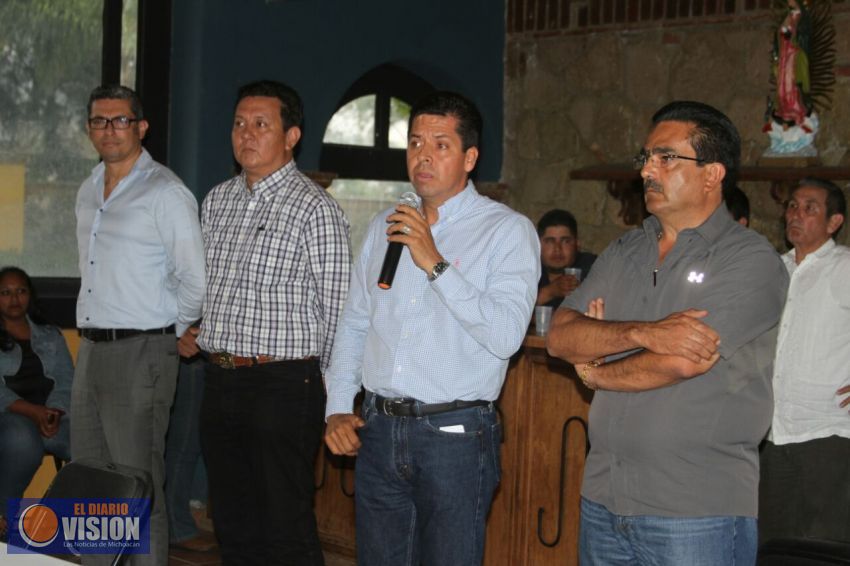 A cerrar filas para fortalecer la lucha de la izquierda, pide García Conejo
