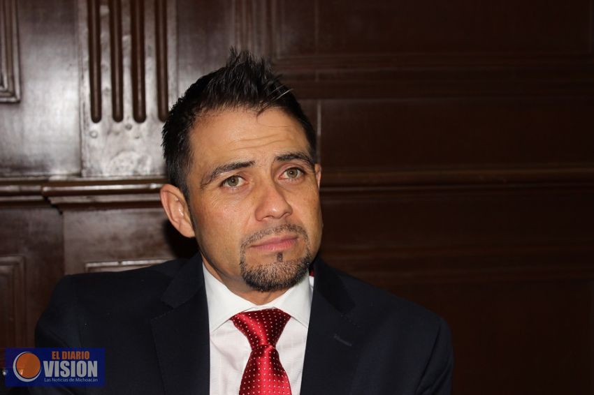 Congreso garante en respeto y cumplimiento de la Constitución: Manuel López