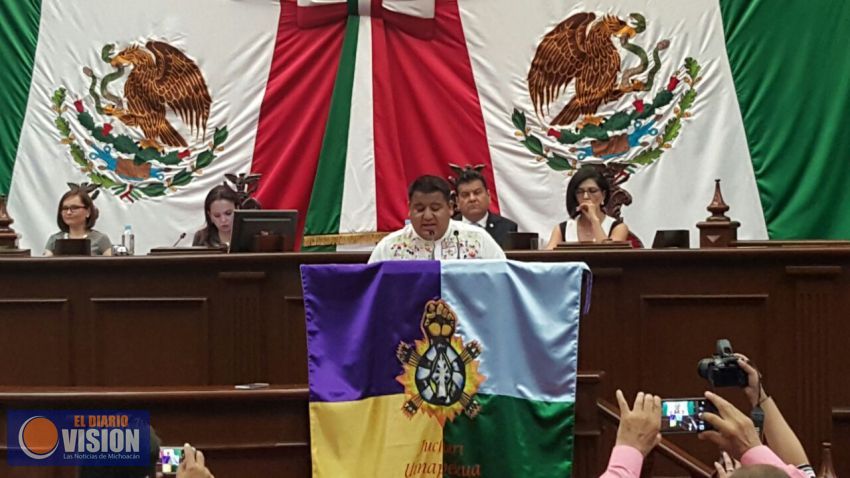 Juan Pablo Puebla presenta la Ley del Consejo Consultivo Purépecha ante Congreso