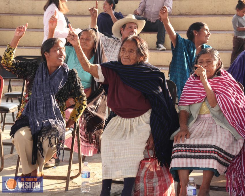 Pobladores de Santa Cruz Tanaco aprueban Reglamento del IEM para los Pueblos y Comunidades Indígena