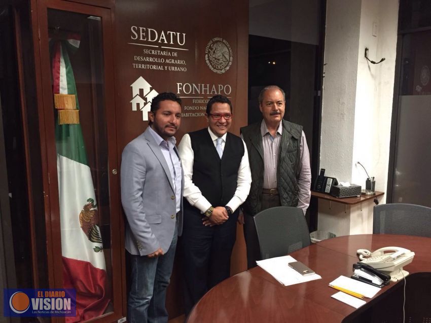 El diputado federal Víctor Silva apoya con gestiones a Alcaldes