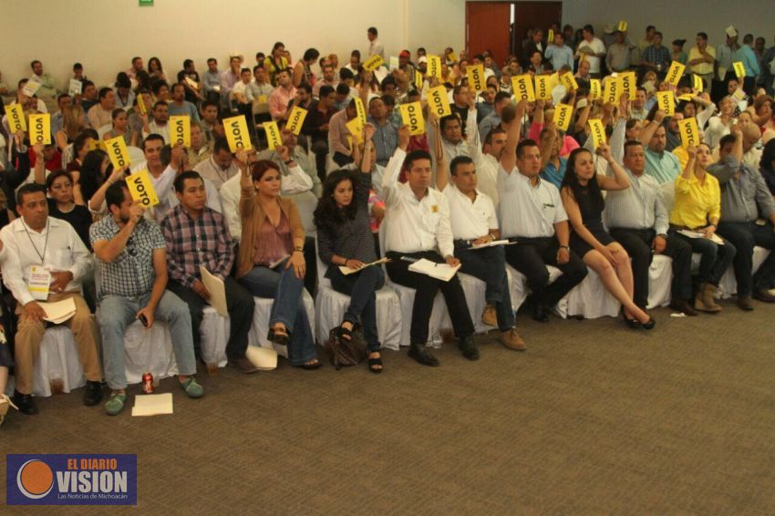 PRD aprueba que la mitad de sus comités municipales sean dirigidos por mujeres