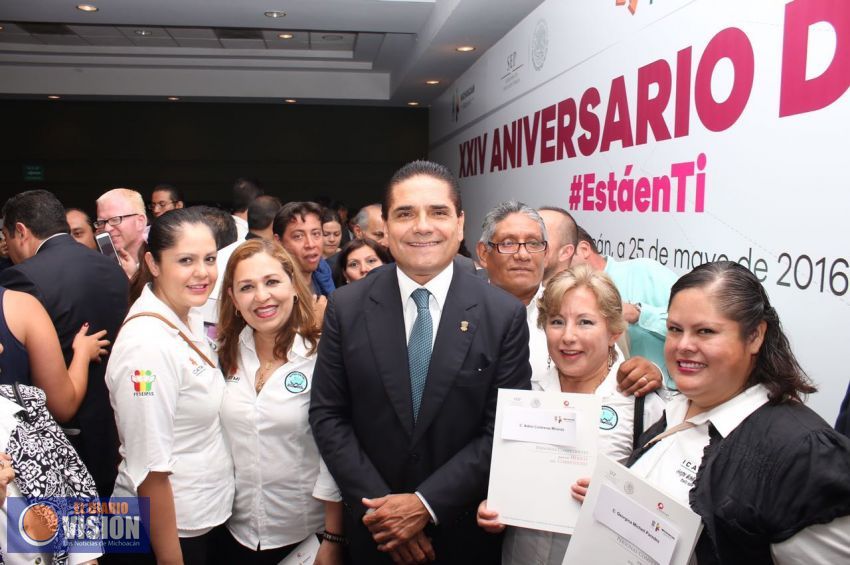 Se esta trabajando en el tema de Nahuatzen: Silvano Aureoles 