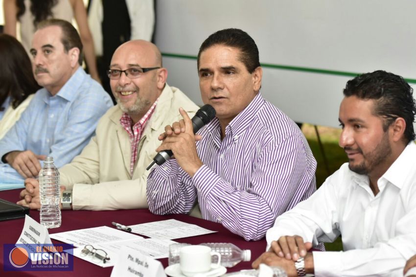 Trabajar en un sólo frente para obtener resultados: Silvano Aureoles