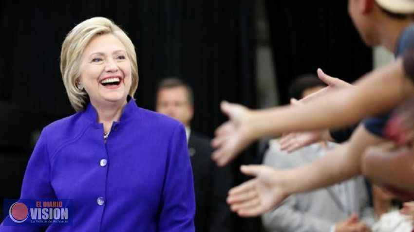 Hillary Clinton es ya la primera mujer candidata a presidir EE.UU.
