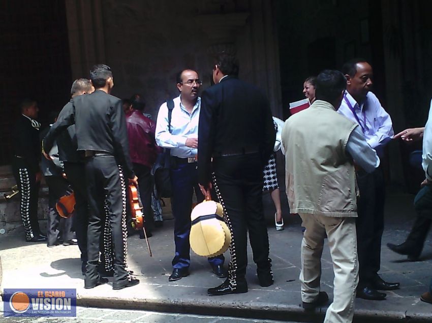 Tienden pueno es de diálogo Mariachis y Alfonso Martínez a favor de la profesionalismo 